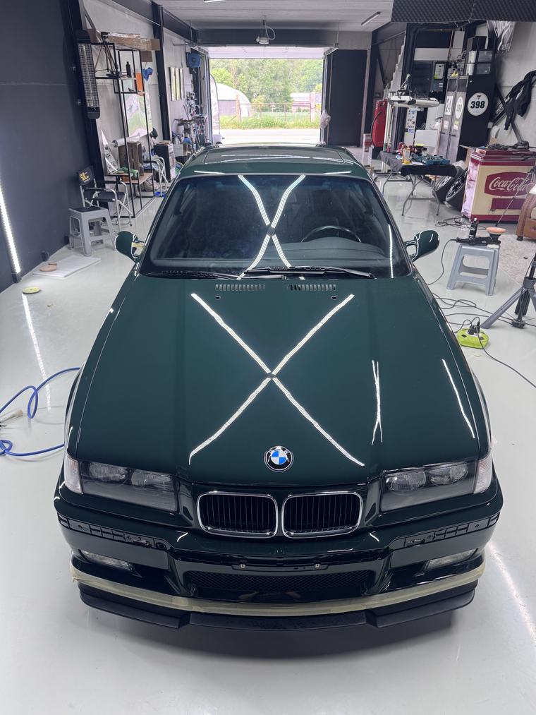 Paint correction — BMW